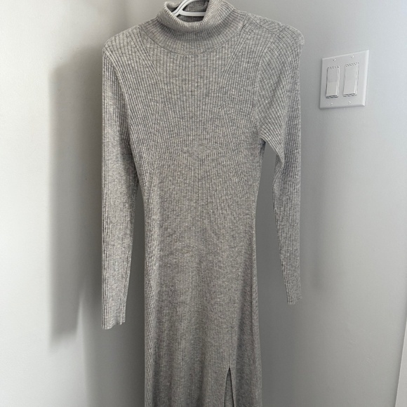 MOFT Grey Turtleneck Knit Dress | Wool Blend | Size Small | Perfect Condition - Picture 3 of 7